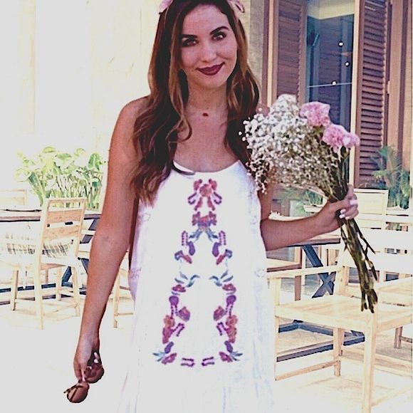 White Embroidered Crochet Accent Embroidered Floral Sun Dress Coverup - Picture 4 of 12